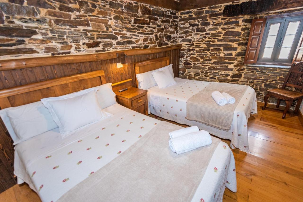 Apartamentos Rurales Casa Riveras Santa Eulalia de Oscos Ngoại thất bức ảnh